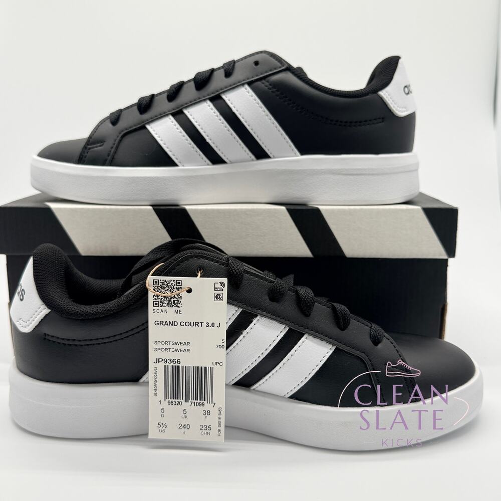 Adidas Grand Court 3.0 J, Black/White, Kids 5.5Y NWT/NIB